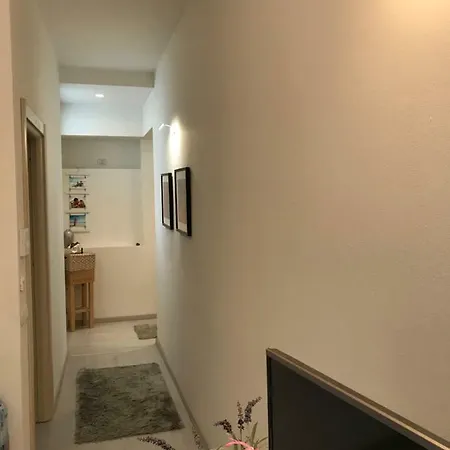 Porta Lion דירה לאזיסה